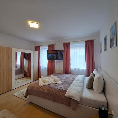 Studio With Free Parking In The Center - Deliamo 3 Sibiu Dış mekan fotoğraf