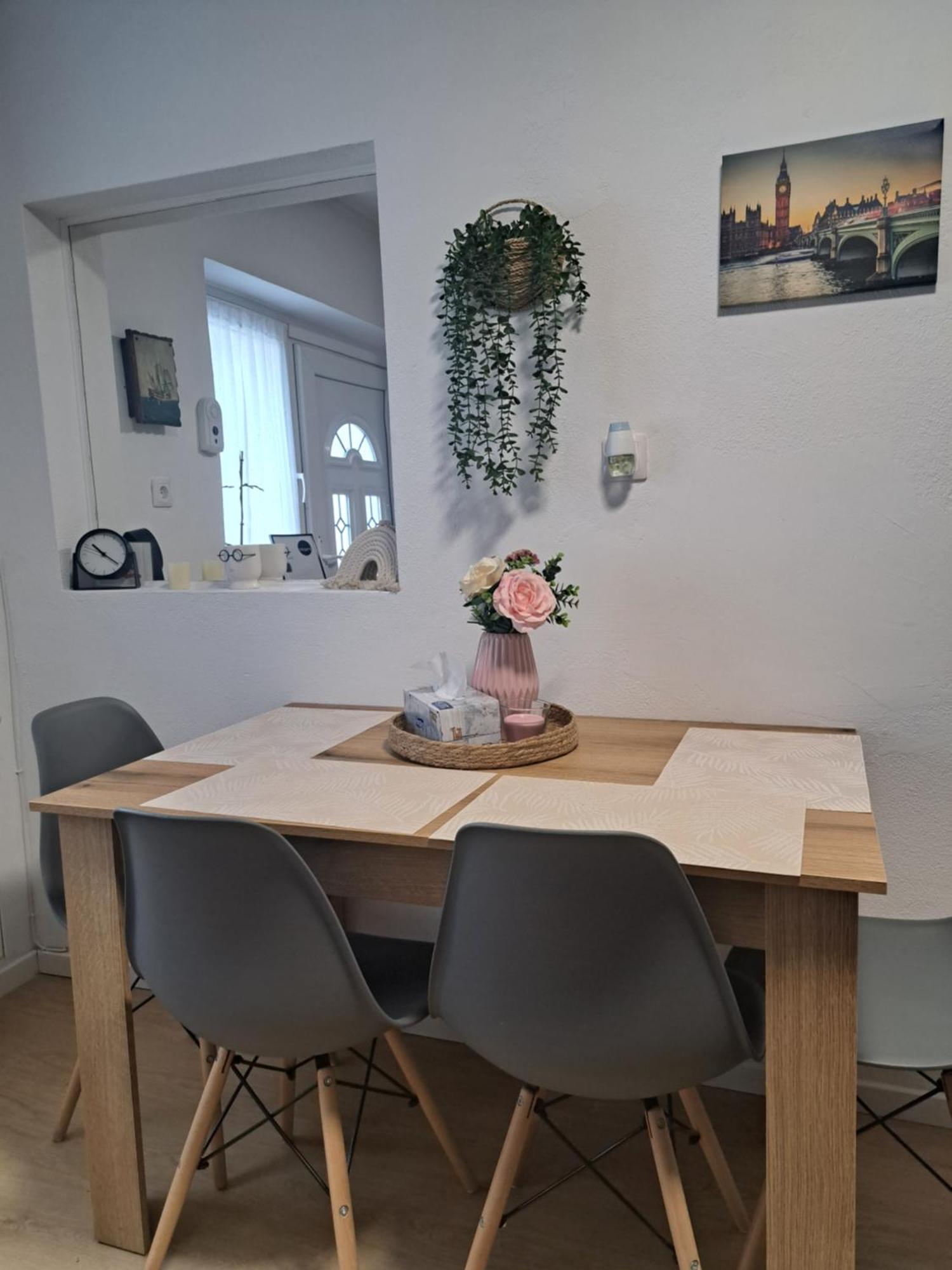 Studio With Free Parking In The Center - Deliamo 3 Sibiu Dış mekan fotoğraf