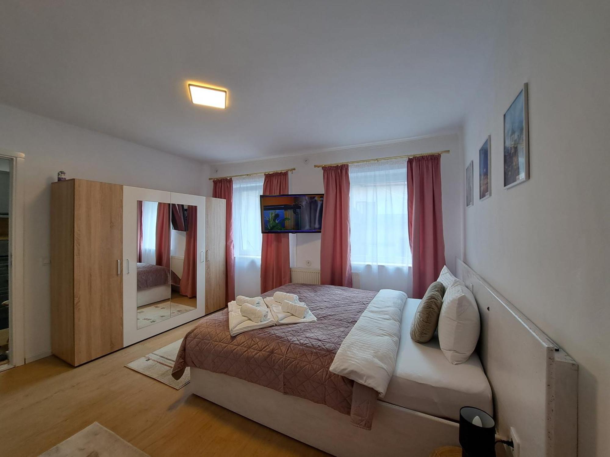 Studio With Free Parking In The Center - Deliamo 3 Sibiu Dış mekan fotoğraf